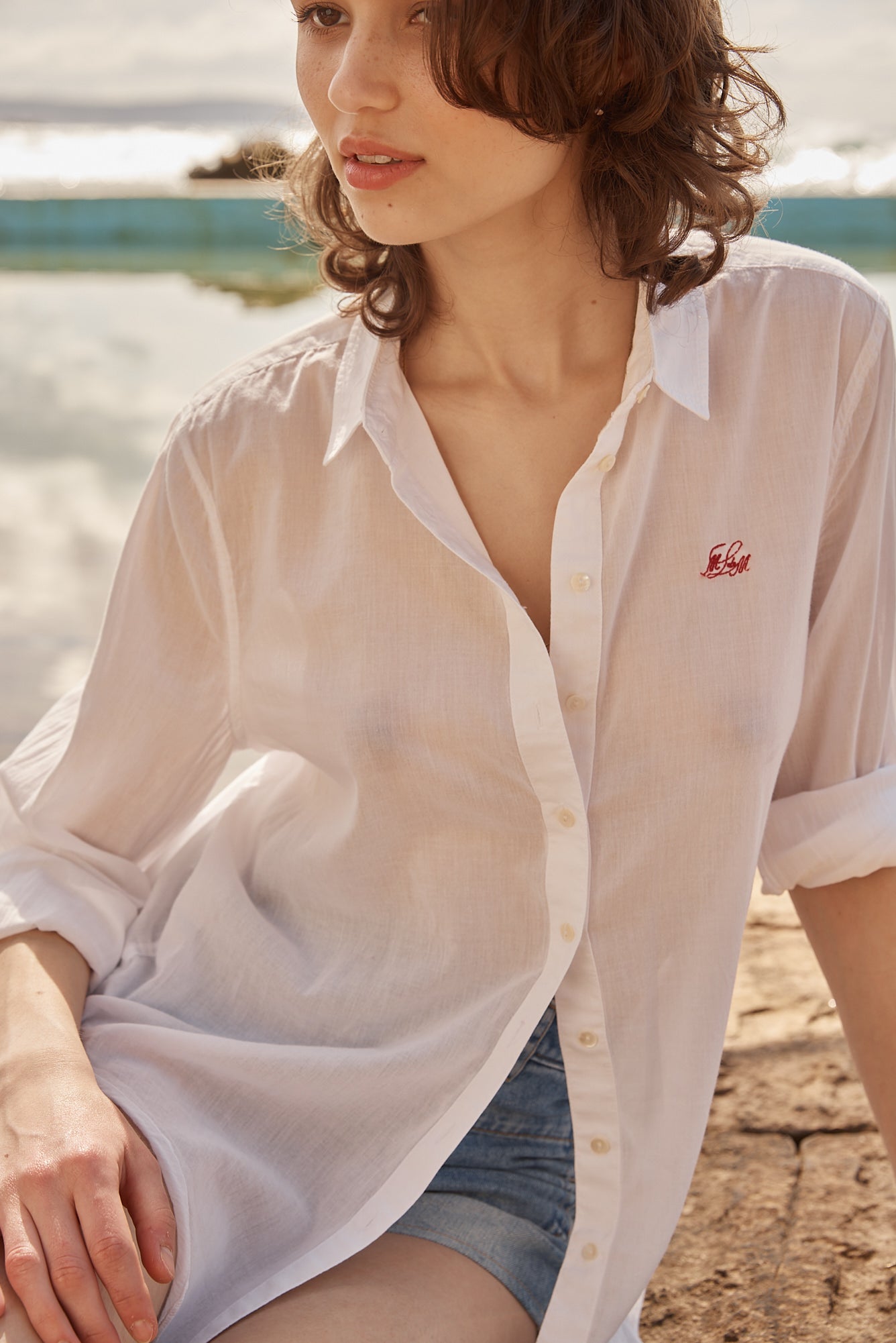 L'Homme Blouse White