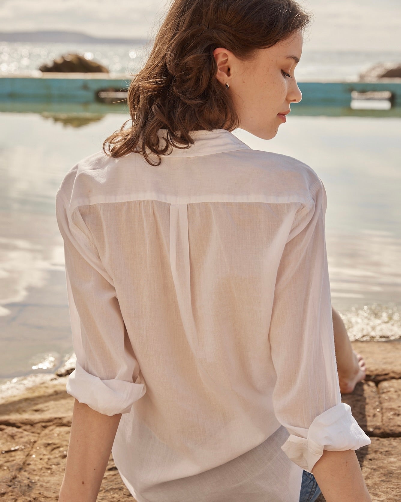 L'Homme Blouse White