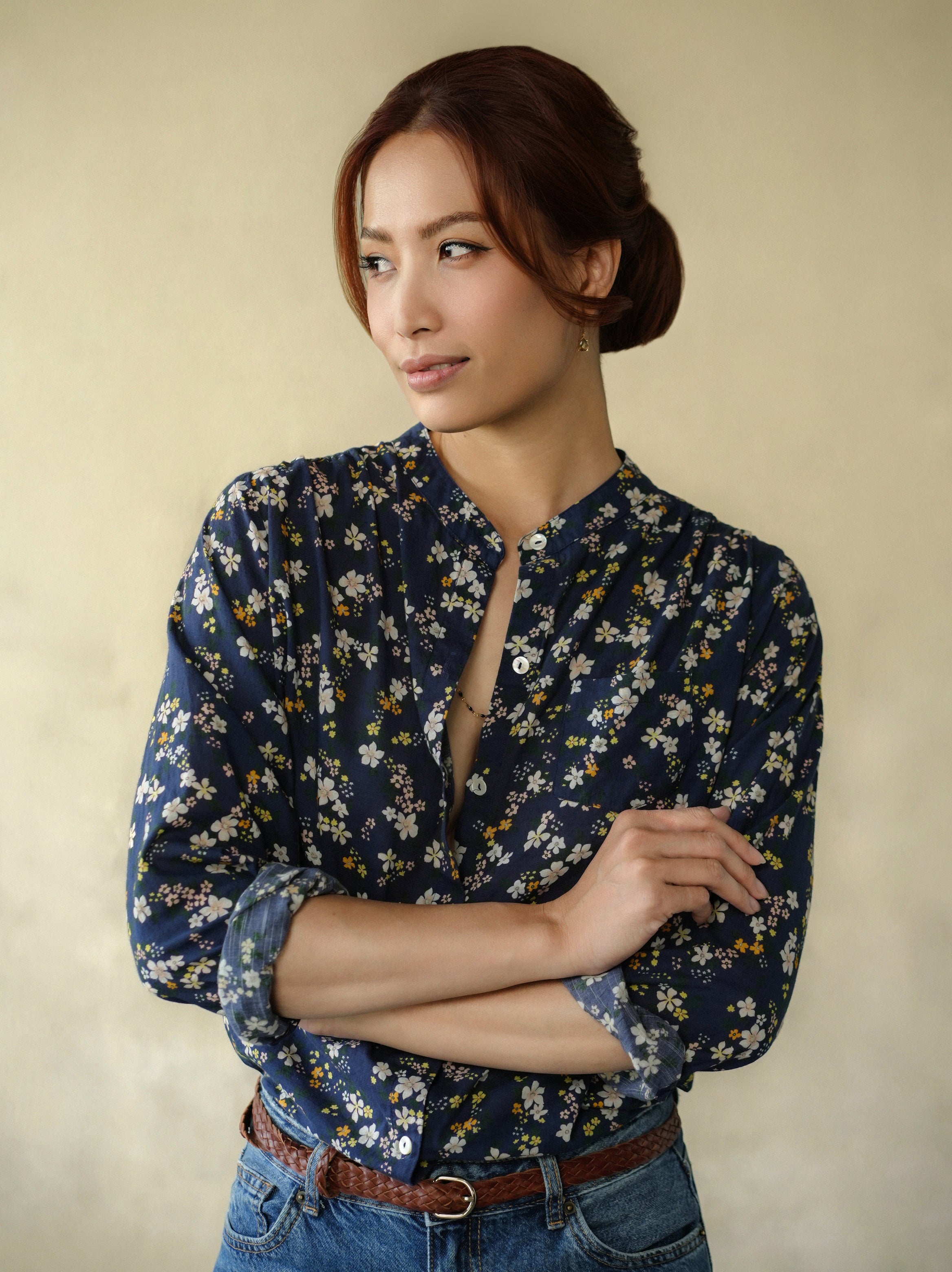woman wearing amy floral blouse